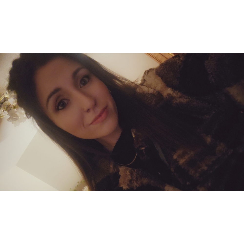 Meet your Posher, Kayla - klosetbykay_ ♡